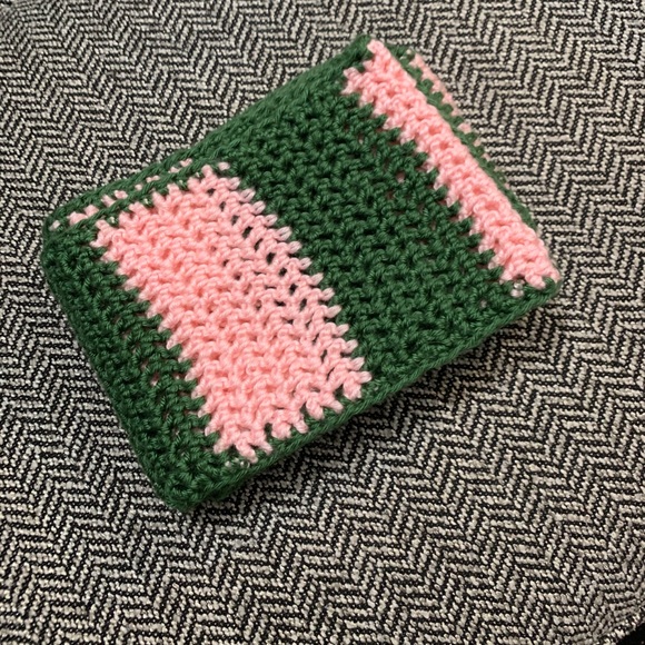 Green & Pink hand crochet color block scarf - Picture 3 of 3